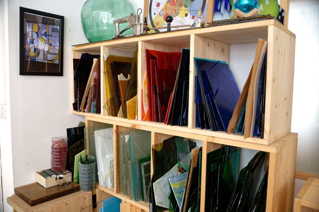 Table-de-travail-Fait-de-Verre